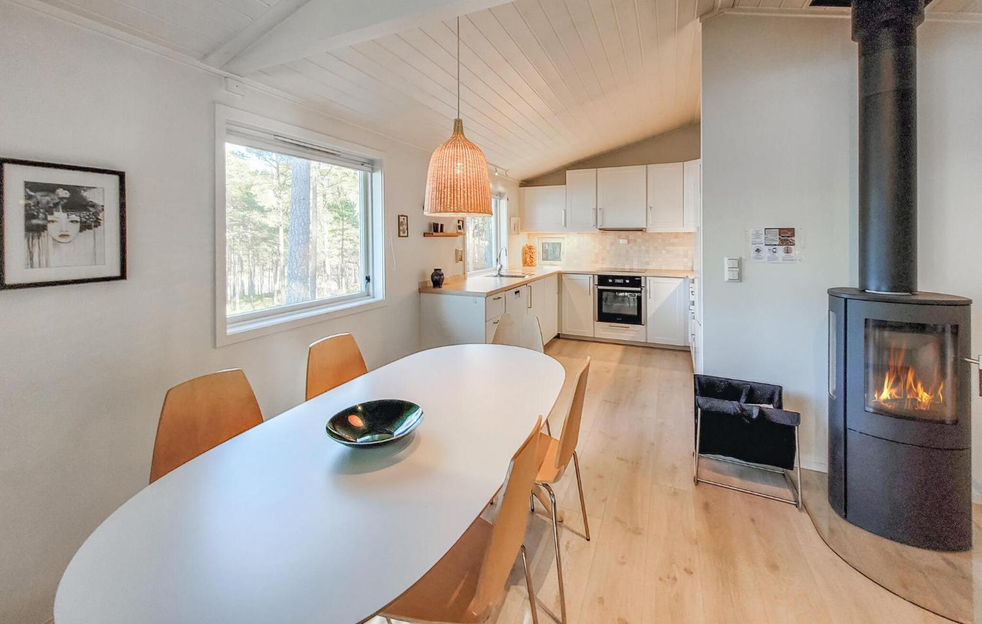 Gorgeous Home In Jorpeland With House Sea View 외부 사진