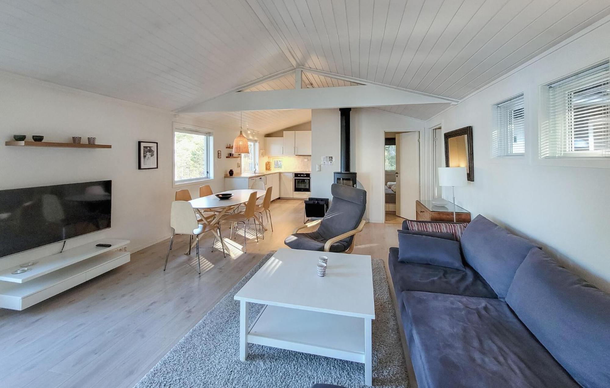 Gorgeous Home In Jorpeland With House Sea View 외부 사진